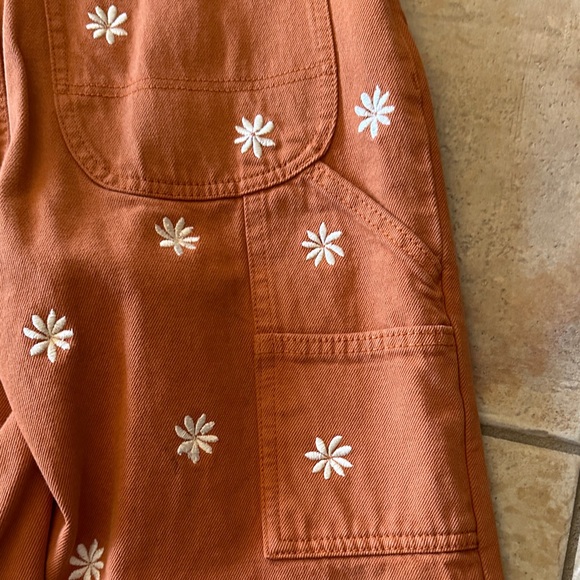 Cotton On Women's High Rise Rust Jeans with Daisy Embroidery - Picture 5 of 8